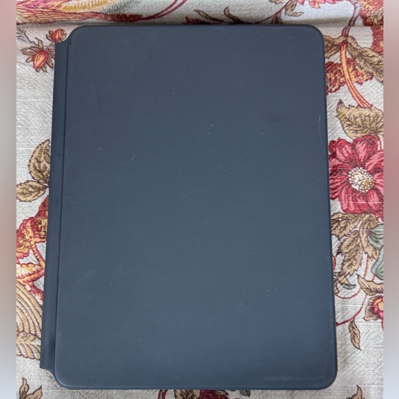 Apple iPad Magic Keyboard Black productivity A2261 - Picture 2 of 7